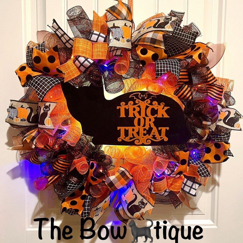 Handmade 23 in Halloween Wreath Black Cat Pumpkin LED Lights #W8