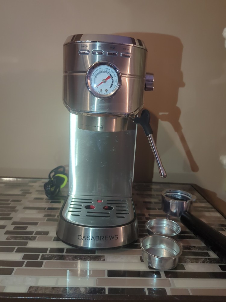 Casabrews Compact expresso coffee machine 20 bar great condition!