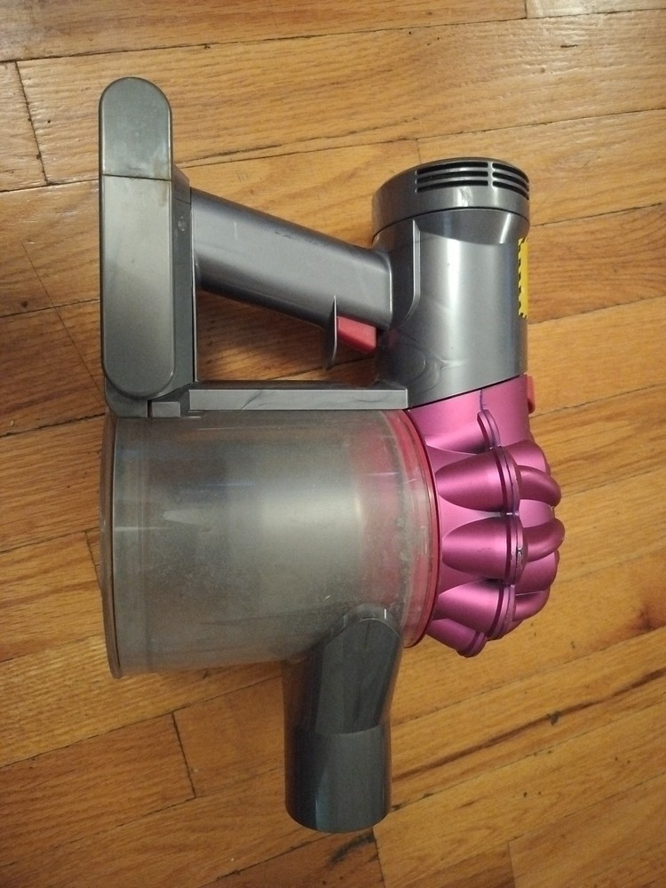 Dyson V7 Animal Stick Vacuum Motor Head and Battery For Parts Untested