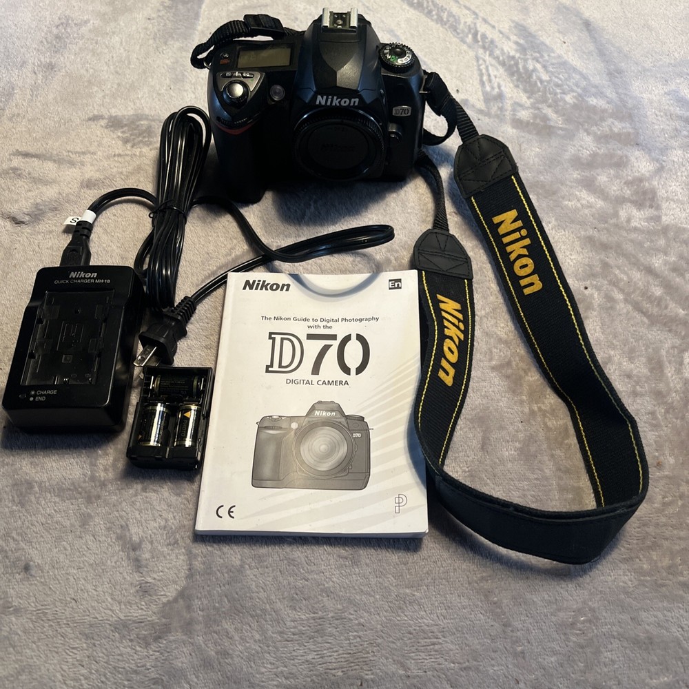 Nikon Digital Camera D70 6.1MP Digital SLR Black w/ Charger, Manual And Battery