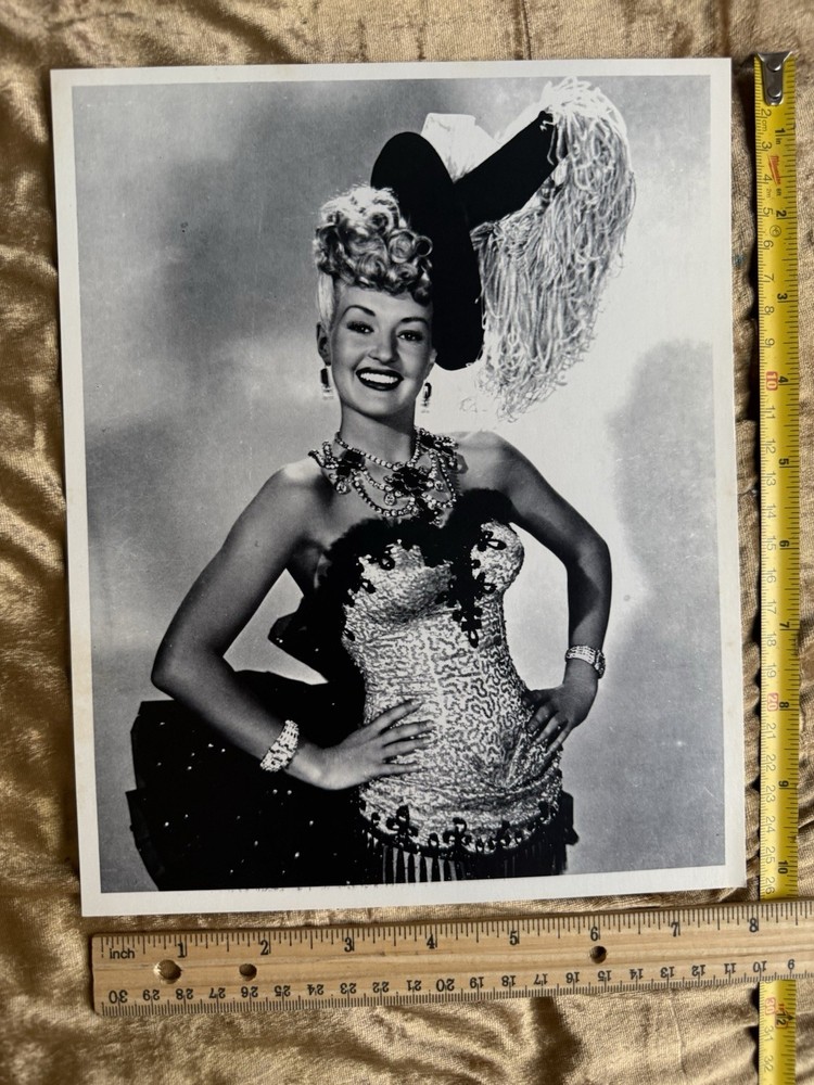 💃 Vintage B&W Photo BETTY GRABLE in Headdress Costume 🌟 Hollywood Glam 10x8”