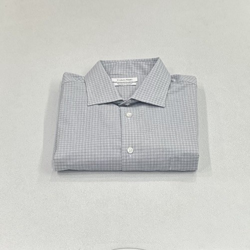 Calvin Klein Men's Wrinkle Free Dress Shirt, Blue, Size XL (17-17.5,32/33)