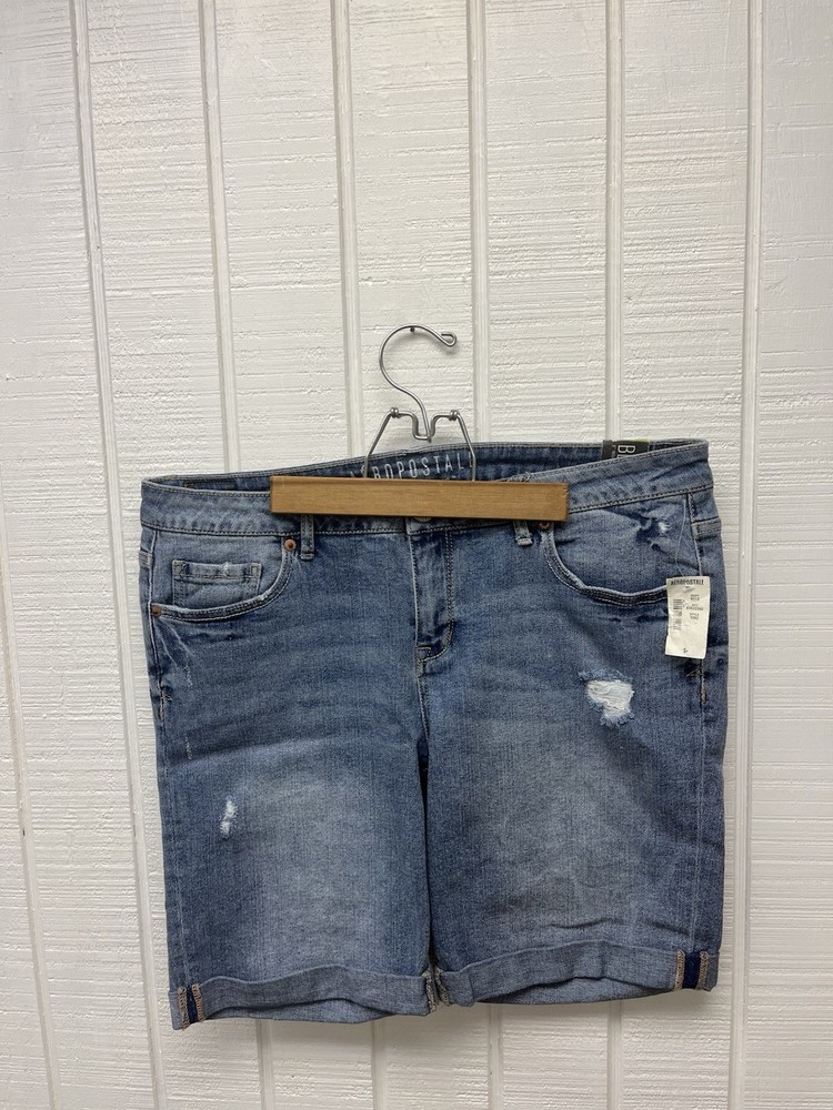 Aeropostale Bermuda Jean Shorts Women’s Sz 12 Denim NWT 5-Pocket Design 9” Nseam