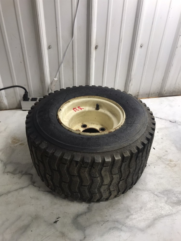 95 Yamaha G14 Gas Golf Cart Rear Wheel Rim and Tire Replacement