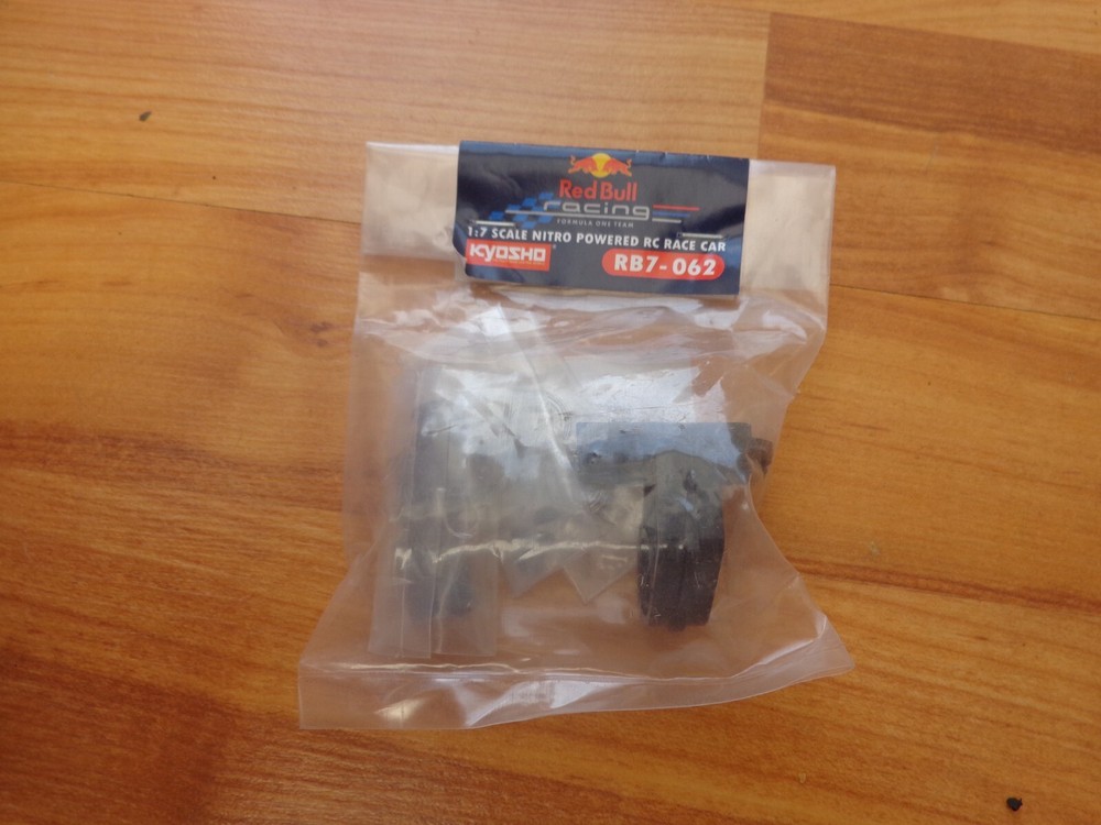 1/7 DEAGOSTINI BUILD THE RED BULL RACING RB7 RC F1 CAR #62 DRIVE SHAFT MOUNT
