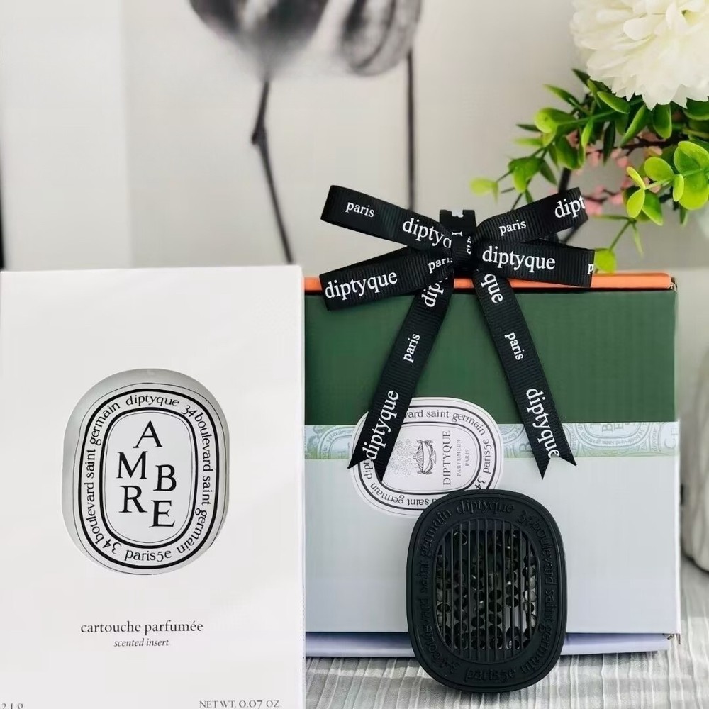 Diptyque Scented Insert Car Fragrance Car Diffuser Case+Refill Set w/ Gift Box