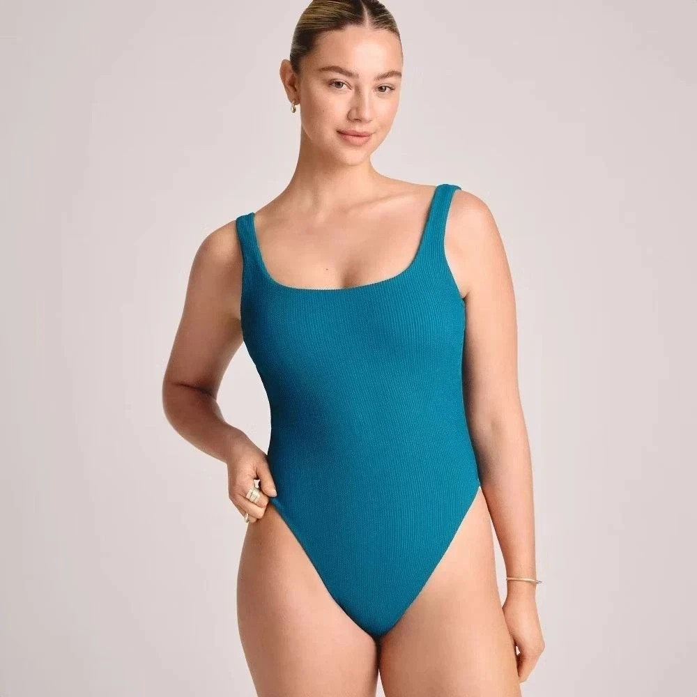 Vitamin A Women's Textured Jade Scoop Neck Classic Coverage One Piece Swim XL