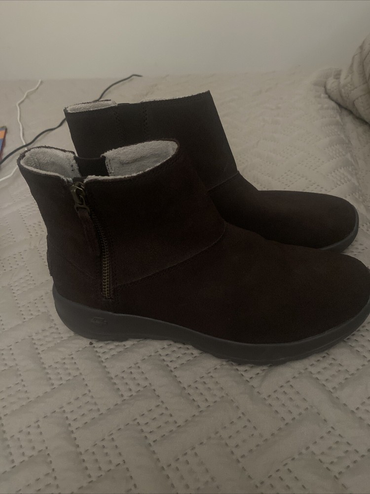 Skechers Air Cooled Goga Mat Women's Choc Brown Leather SuedAnkle Boots Size 8.5