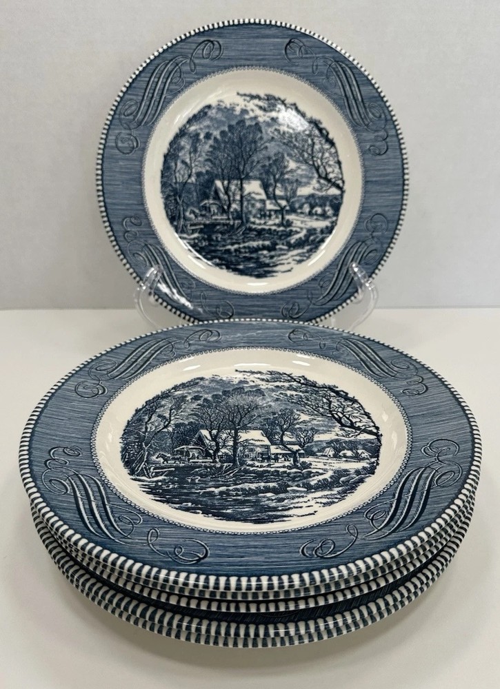 Royal Currier & Ives Blue 10