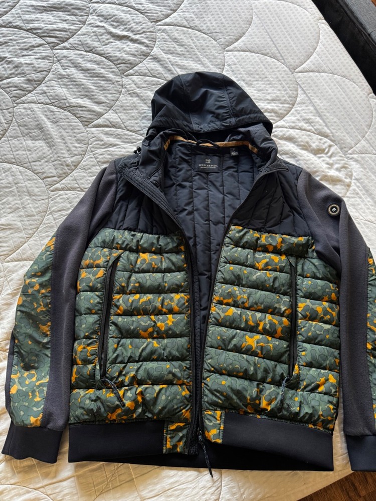 Men's lightweight warm jacket size L excellent condition