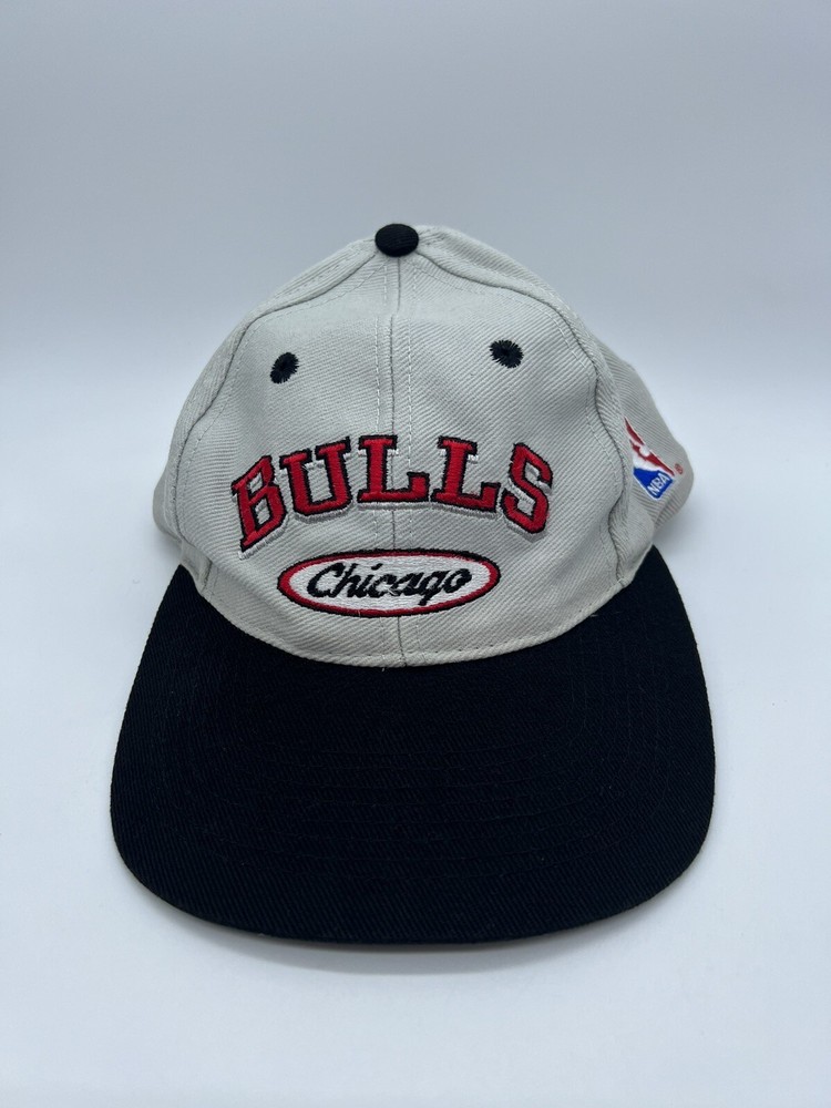 Vintage 90s Chicago Bulls NBA Snapback Cap by Logo Athletic Michael Jordan Era