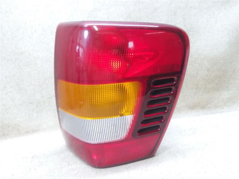 Passenger Right Tail Light Fits 03-04 JEEP GRAND CHEROKEE K15-195039