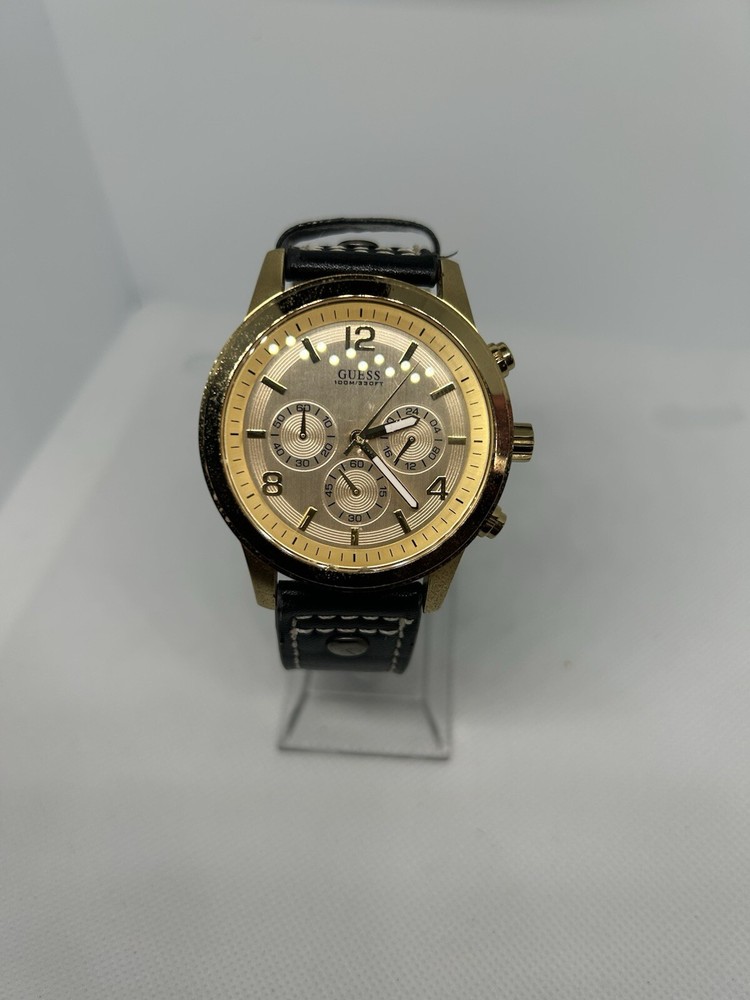 Guess U15061G2 Men's Classic Analog Wristwatch with Leather Strap