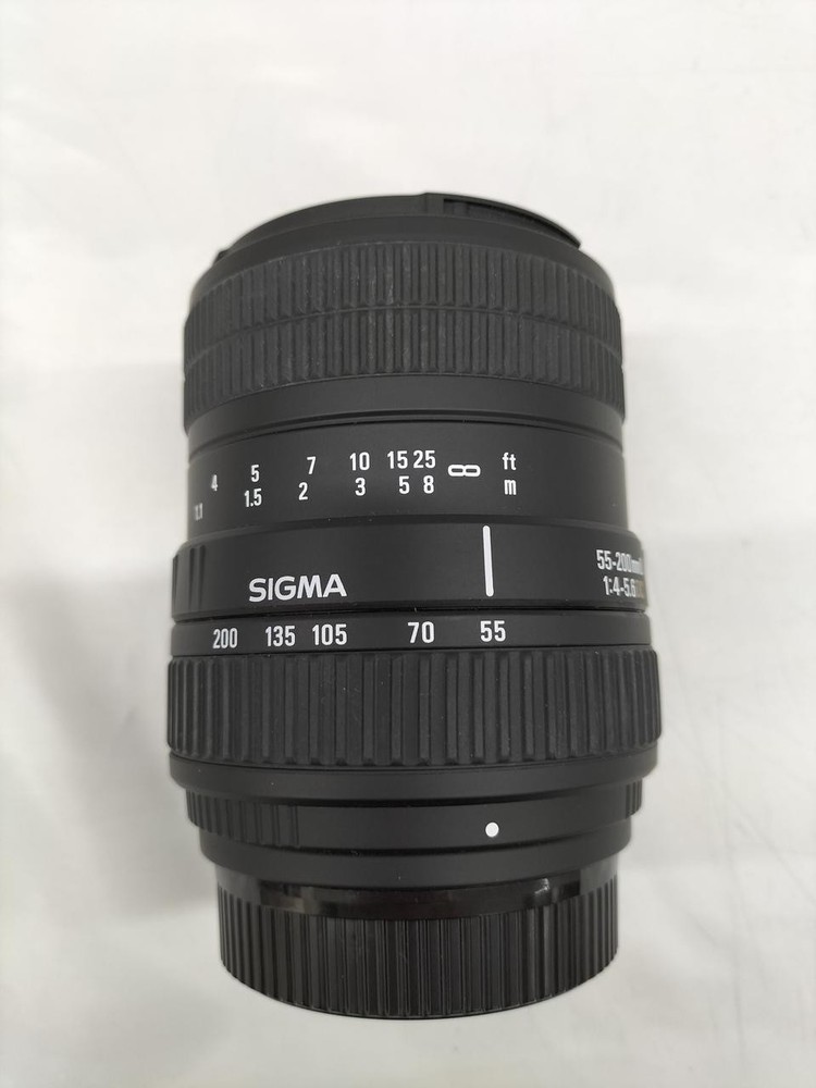 Sigma 55-200mm f/4-5.6 DC Telephoto Zoom Lens for Canon Nikon DSLRs