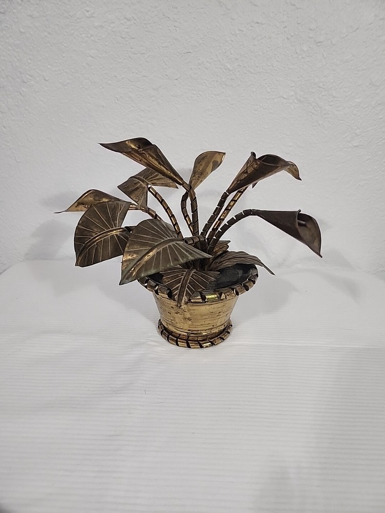 Gold Tone Metal Sculpture Cala Lily Flowers by LLamas