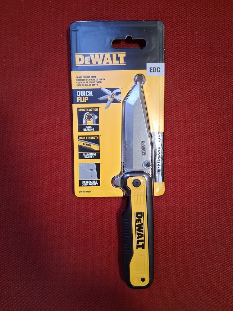 DEWALT Tanto Pocket Knife (	‎DWHT10994)