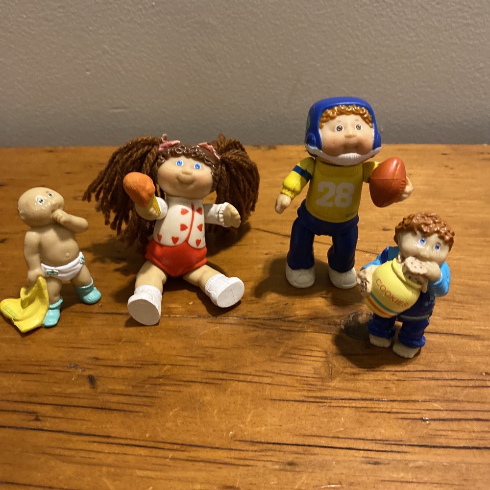 Vintage 1984 Cabbage Patch Kids Mini PVC Figures Girl with Ice Cream Football