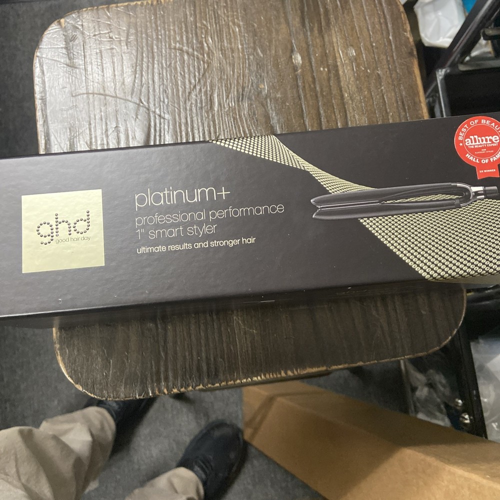 GHD Platinum+ Plus Professional Performance 1