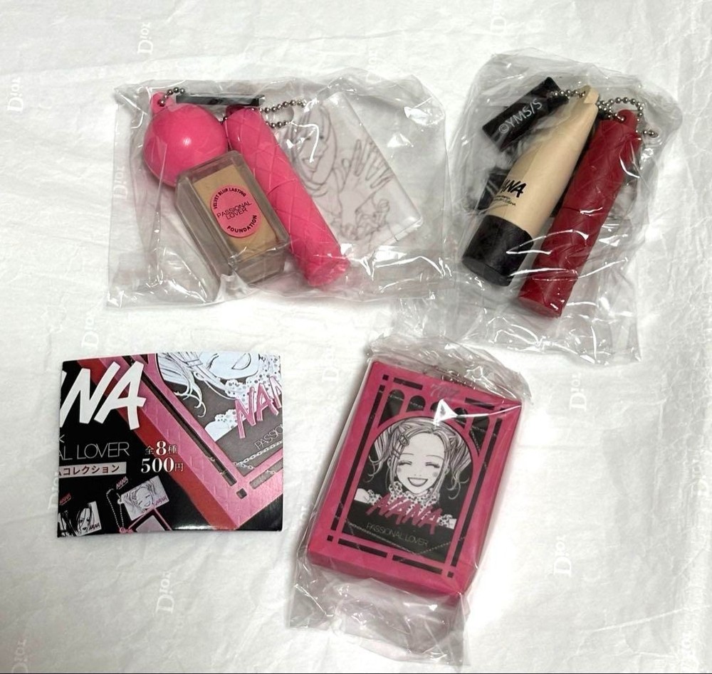 Yazawa Ai Gacha set NANA Keychain Strap