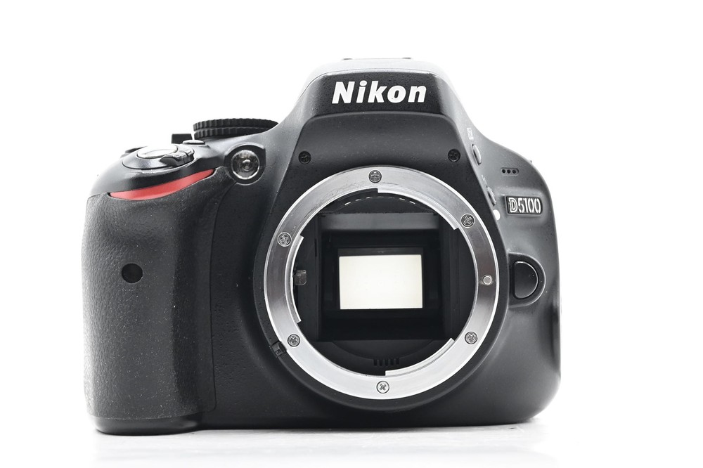 Nikon D5100 16.2MP Digital SLR Camera Body [Parts/Repair] #251