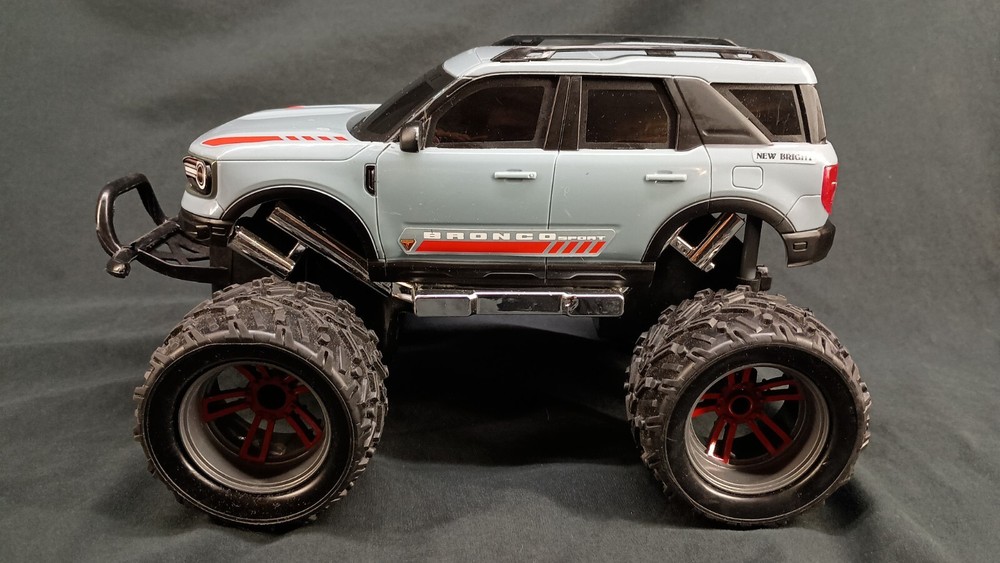 New Bright R/C Radio Control Ford Bronco GRAY 2.4GHz Car ONLY NO REMOTE UNTESTED