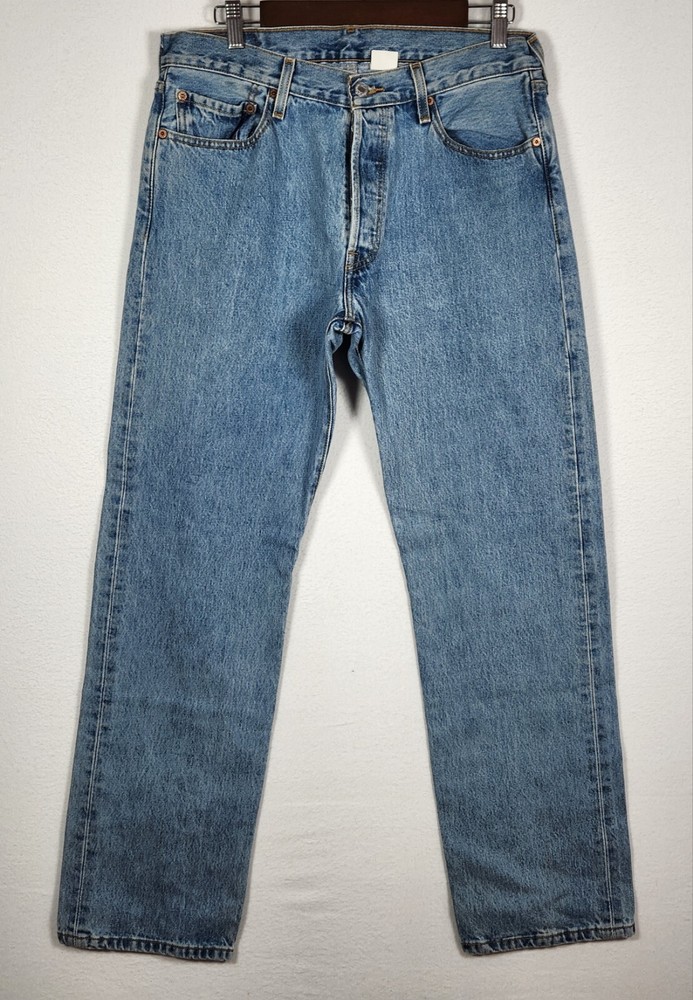 Vintage Levis 34x32 Blue 501 XX (Actual 33x32) Straight Leg Denim Button Fly Y2K