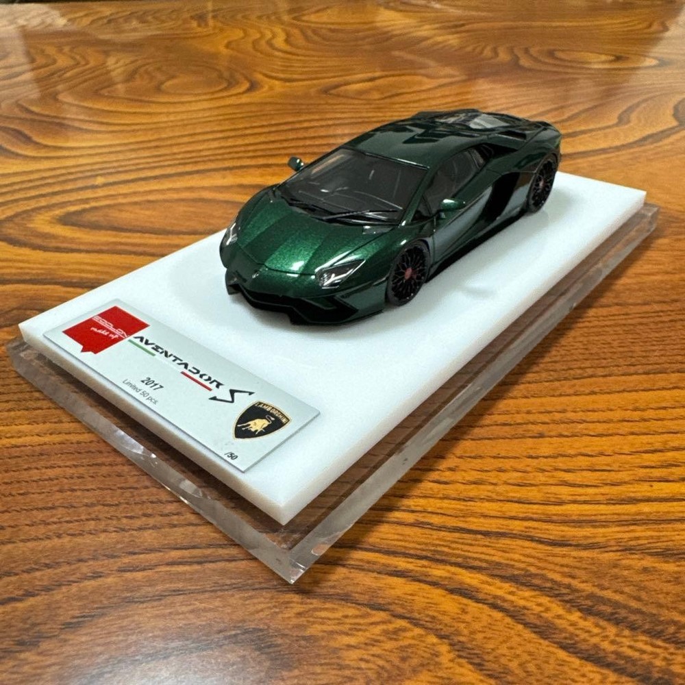 MAKE UP EIDOLON 1/43  LAMBORGHINI AVENTADOR S 211930