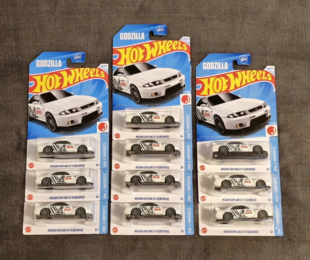 2024 Hot Wheels Nissan Skyline GT-R [BCNR33] Godzilla White Lot 10