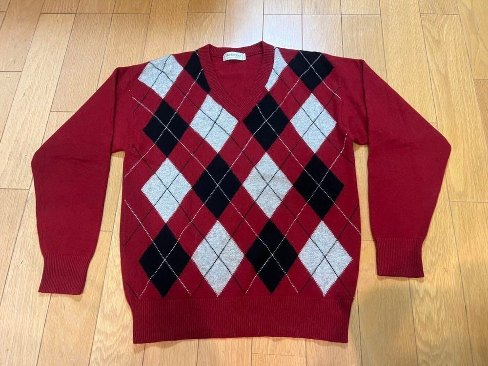 Burberry knit sweater Men's Fashion from Japan