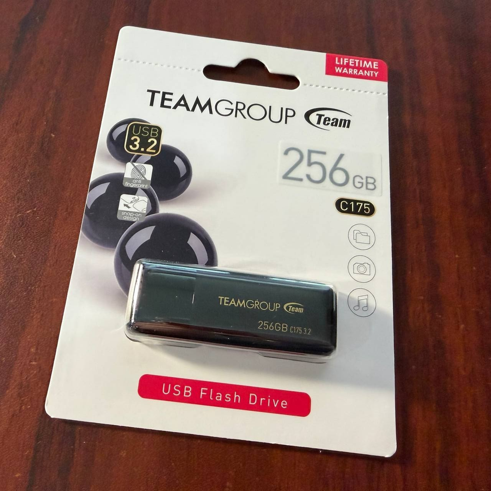 Team Group Inc TC1753256GB01 USB Flash Drive 256GB