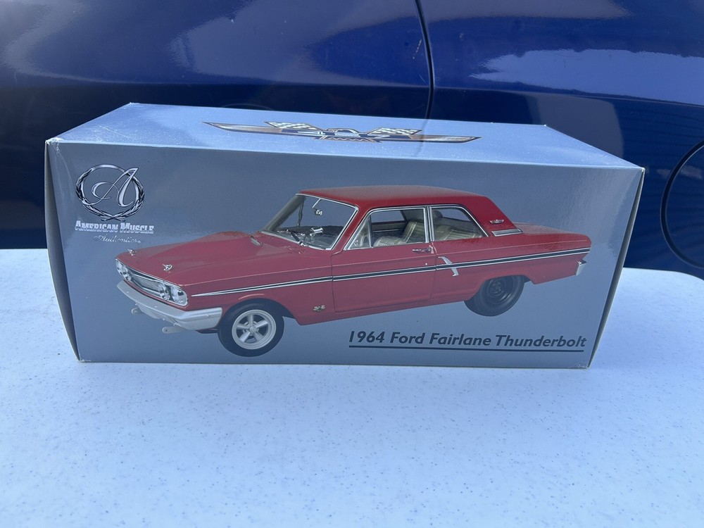 1:18 Scale RC2 American Muscle 1964 Red Ford Fairlane Thunderbolt 427 New!!