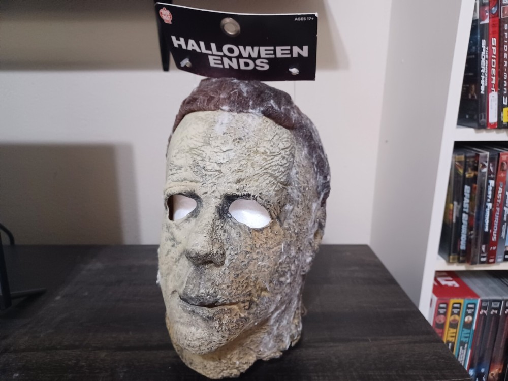 Trick Or Treat Studios Halloween Ends Michael Myers Mask New With Tags