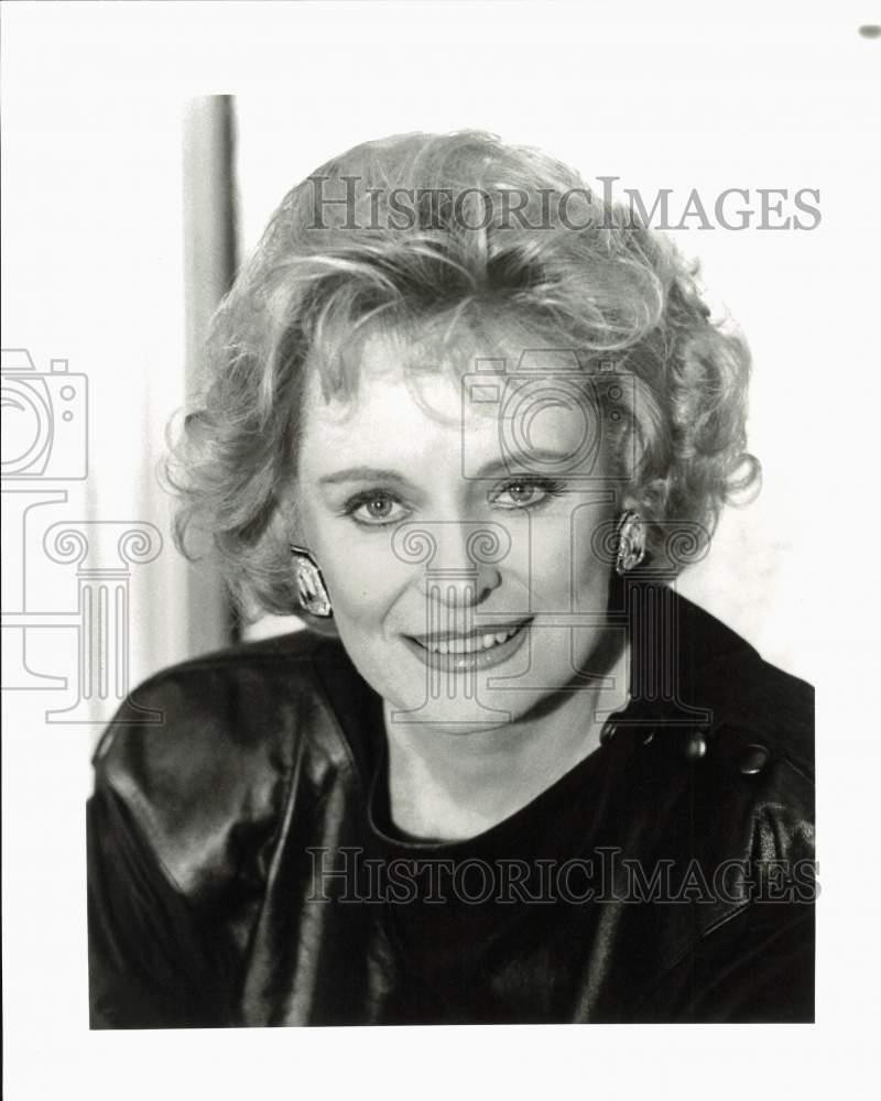 1984 Press Photo Actress Alexis Smith on 