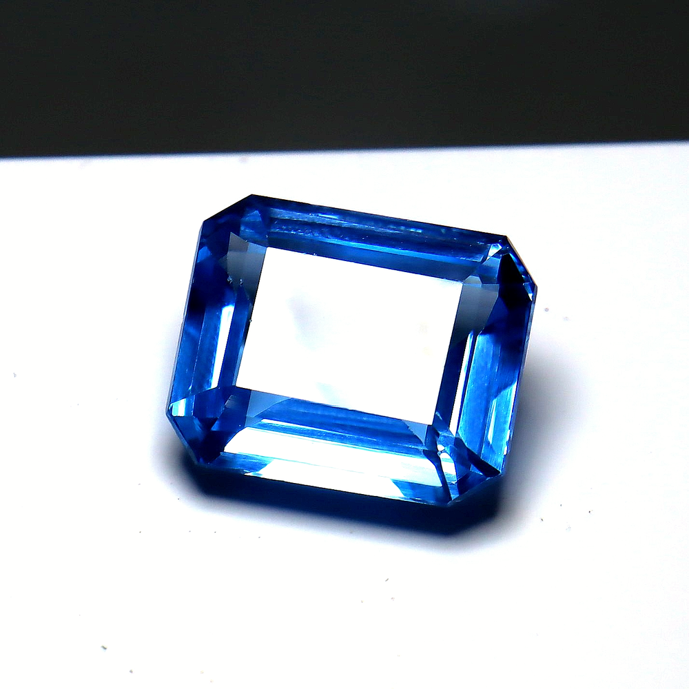 19-20 Ct  AAA+ Natural Sky Blue Aquamarine Emerald Cut Gemstone Certified!