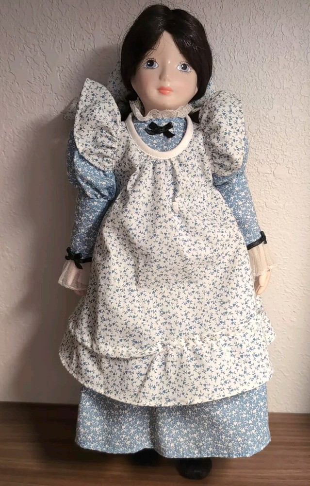 12' Beautiful Vintage Porcelain Doll Girl With Big Bow In Hair & Printed Dress
