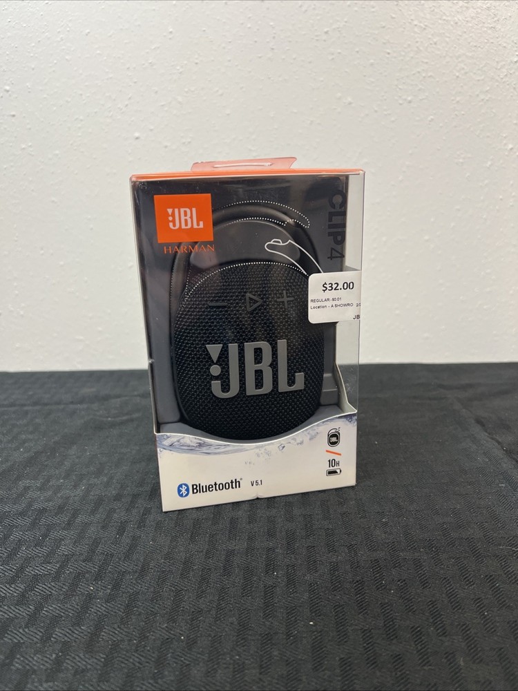 JBL Clip 4 Portable Bluetooth Speaker Black. New Seal Box.