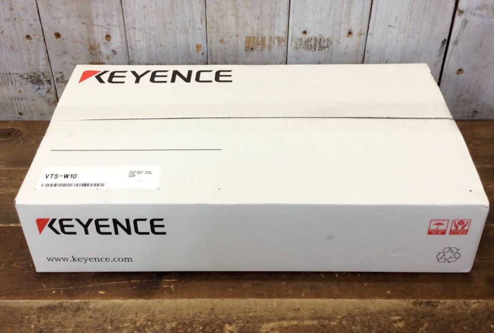 KEYENCE VT5-W10 TFT Color Touch Panel Display VT5W10 New In Box From Japan