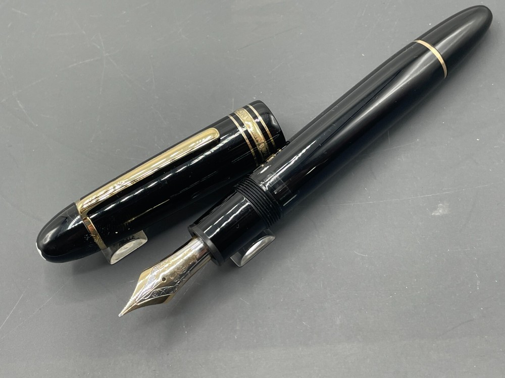 Montblanc Diplomat Meisterstuck Fountain Pen 14k c1990s 149 Black Gold Medium Pt