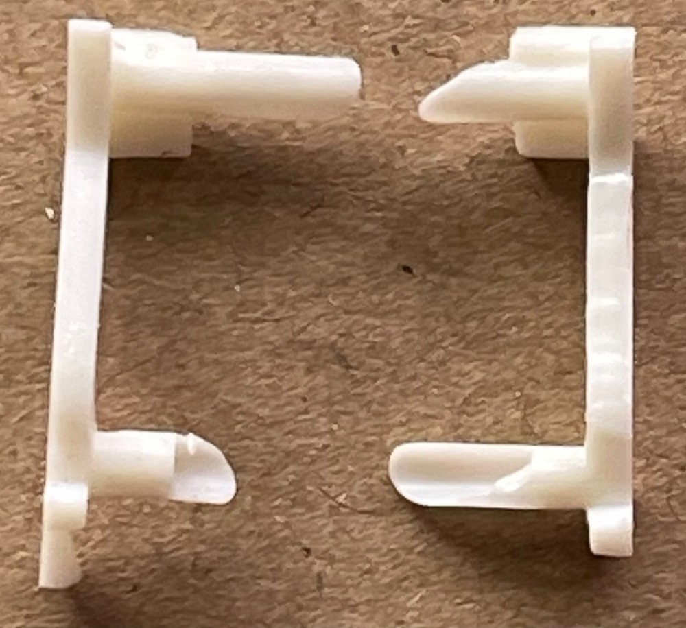 AMT 53 Ford Pick Up Truck  Scale 1:25 Rear ( Bumper Brackets ) No Box