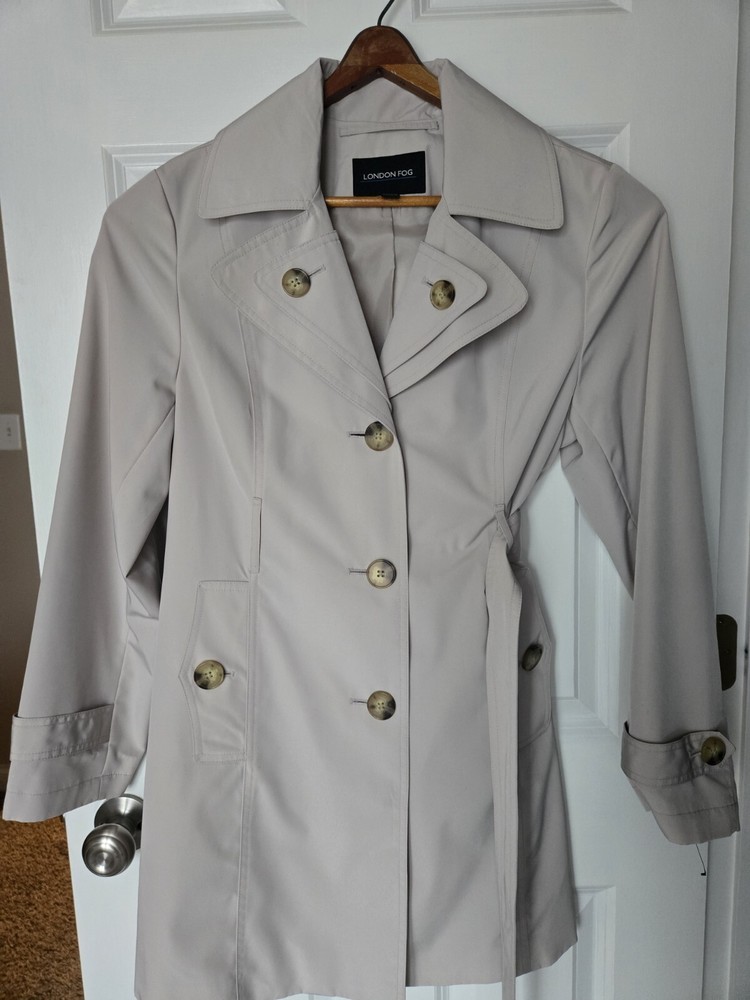 Women's Beige London Fog Trench Coat in Medium Size for Timeless Style and Elegance