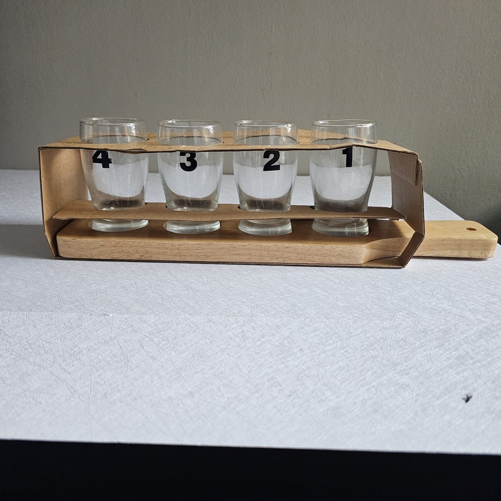 4-Piece Wembley Deluxe Beer Tasting Set with Glasses & Serving Board  