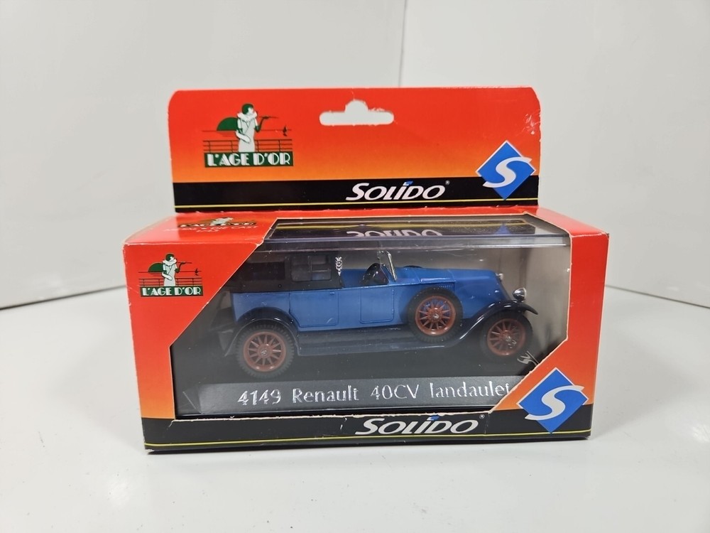 Solido 1:43 scale Renault 40CV Landaulet model car in blue and black