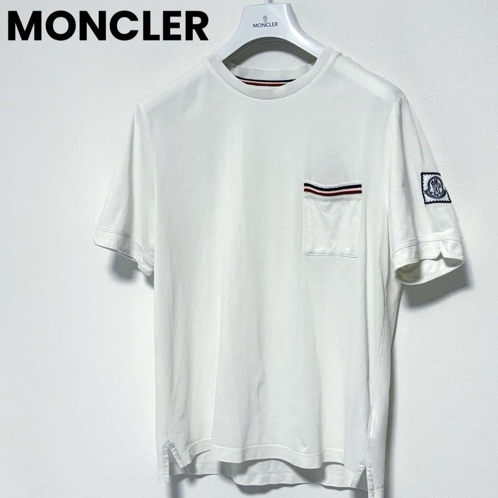Moncler Gum Blue Chest Logo White T-Shirt Regular Fit