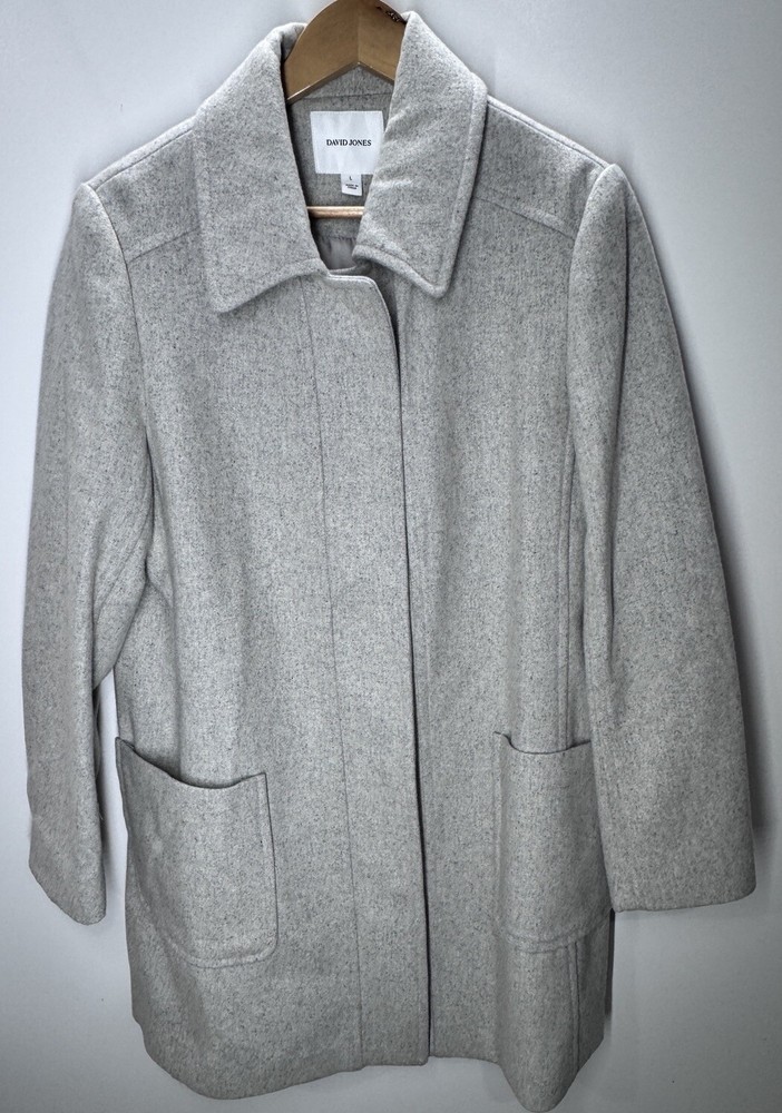 David Jones Women’s Size Large Grey Big Jacket Great Condition
