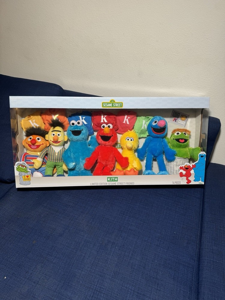 Kith for Sesame Street Plush Set of 7 KHL150543-906 SHIP TODAY