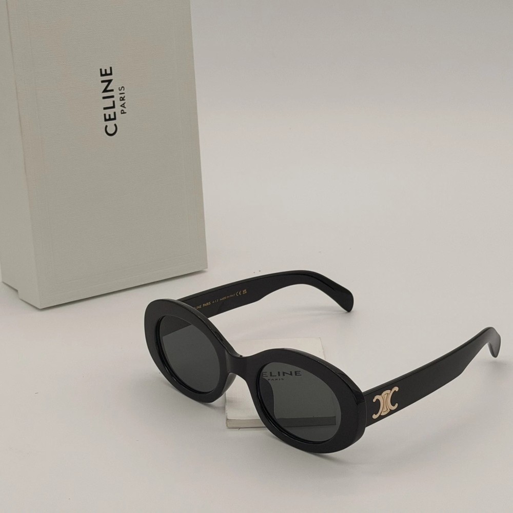 Celine CL40194U Triomphe Oval Sunglasses Black Gray Lens Gold Women Ships Today