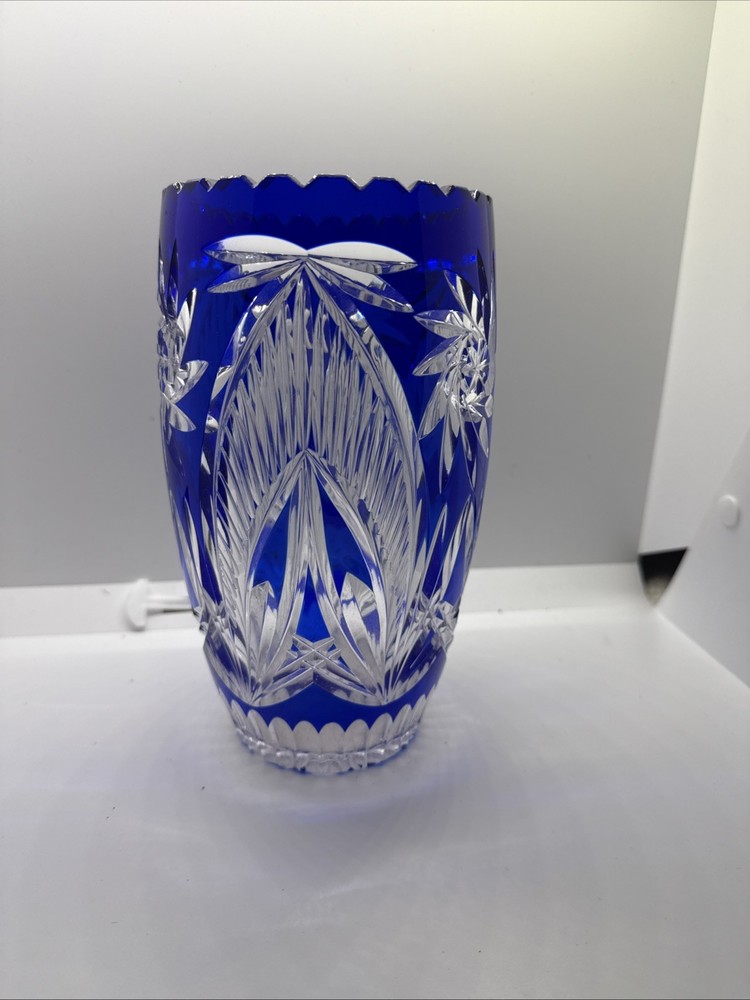 Lausitzer German Democratic Republic Glas Hand Cut Lead Crystal Cobalt Blue Vase