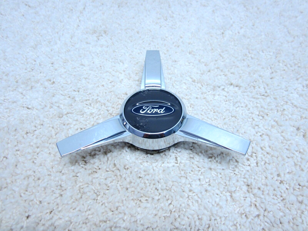 2005 - 2014 FORD MUSTANG OEM 17