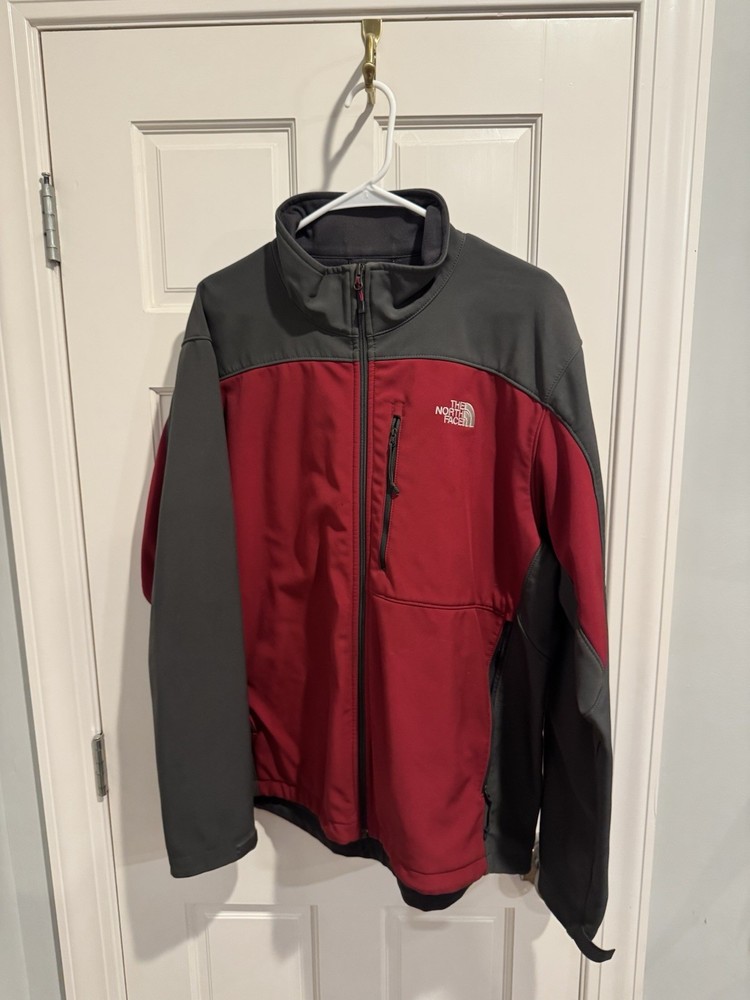 The North Face Men's XL Waterproof Winter Jacket for Outdoor Adventures