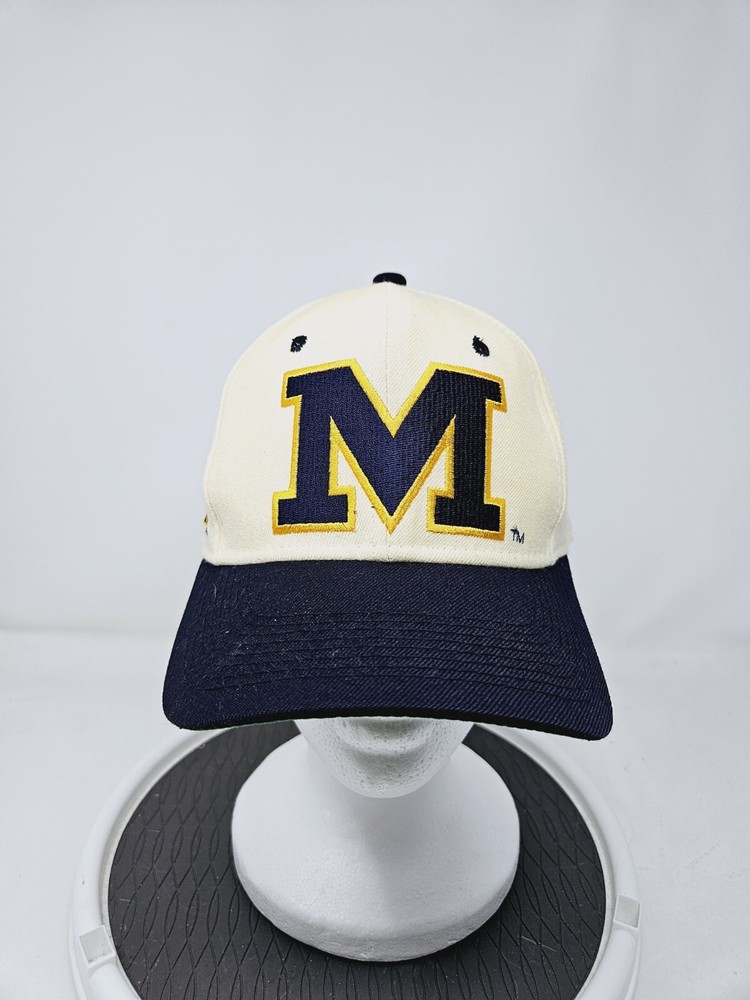 Vintage Michigan Wolverines Sports Specialties Script Wool Fitted Hat Size 7 1/8